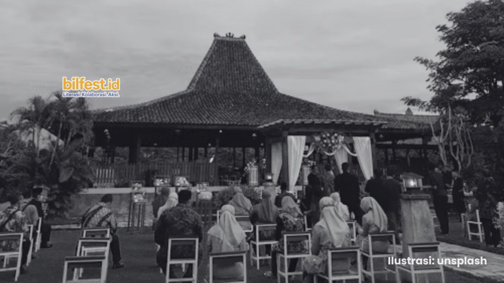 Kondangan ‘Kebarat-baratan’ Khas Daerah Solo Raya