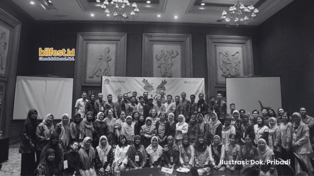 Menyulam Literasi dari Buku Nonteks