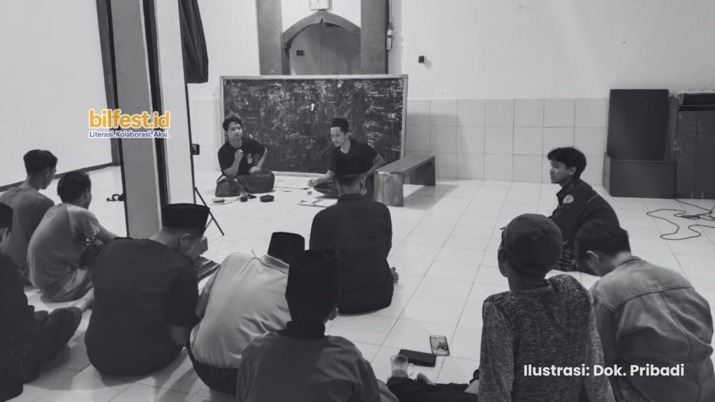 WKM: Menjembatani Literasi Pesantren dan Kampus