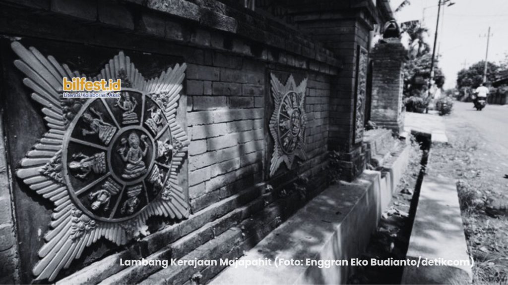 Jumantara Merah di Bumi Wilwatikta