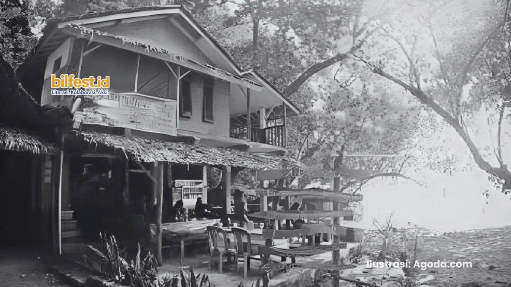 Warung Kecil di Jalur Wisata dan Puisi Lainnya