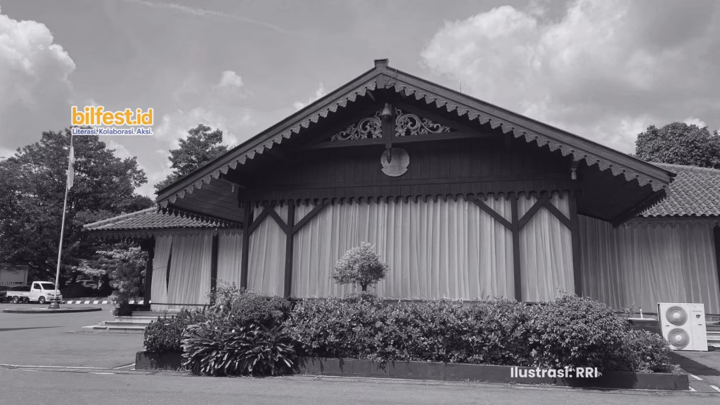 Menyusuri Warisan Sejarah Pendopo Si Panji di Banyumas